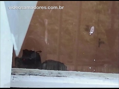 ❤️ Home cachondo mirando á súa moza con outro mozo, gravando un vídeo de carallo sen molestar á parella Porno fb na pornografía gl.rusanalog.ru ❌❤